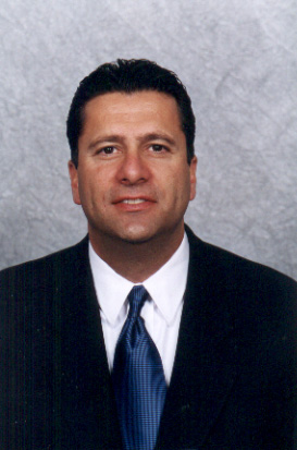 Tom Pecroa