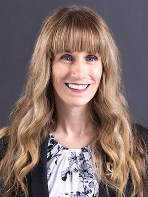 Kristin Weingartner_HCLAS Deans Office