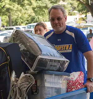 Hofstra student with parents