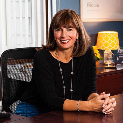 Yolanda Robano-Gross