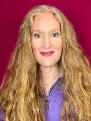 Katherine Epstein P’25