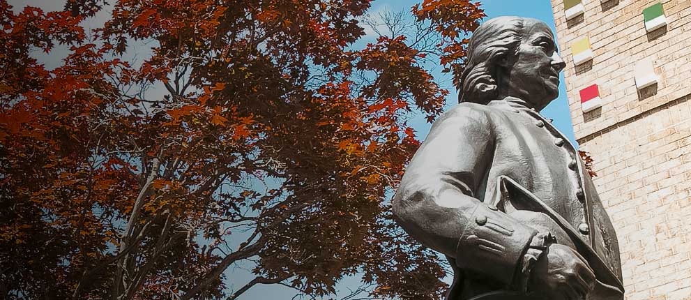 Benjamin Franklin Statue