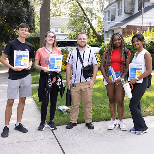 Smiling students in the Service Leader Program