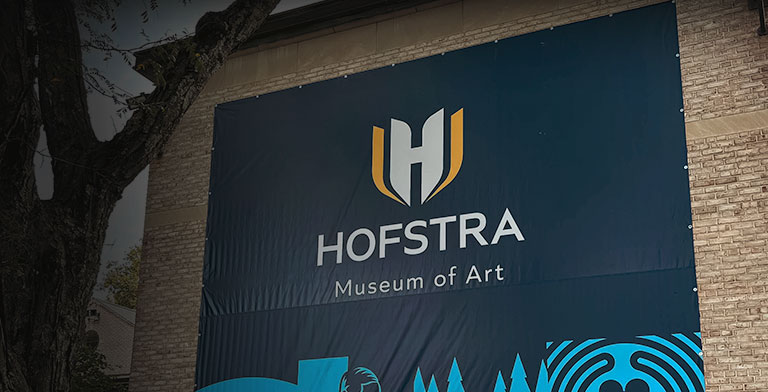 Hofstra Museum Signage on wall