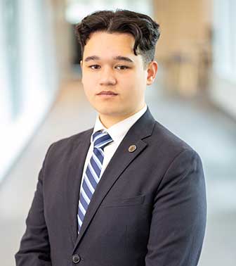 Teuscher-Ganir-headshot